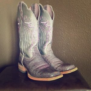 Purple Ariat Gator Print Boots
